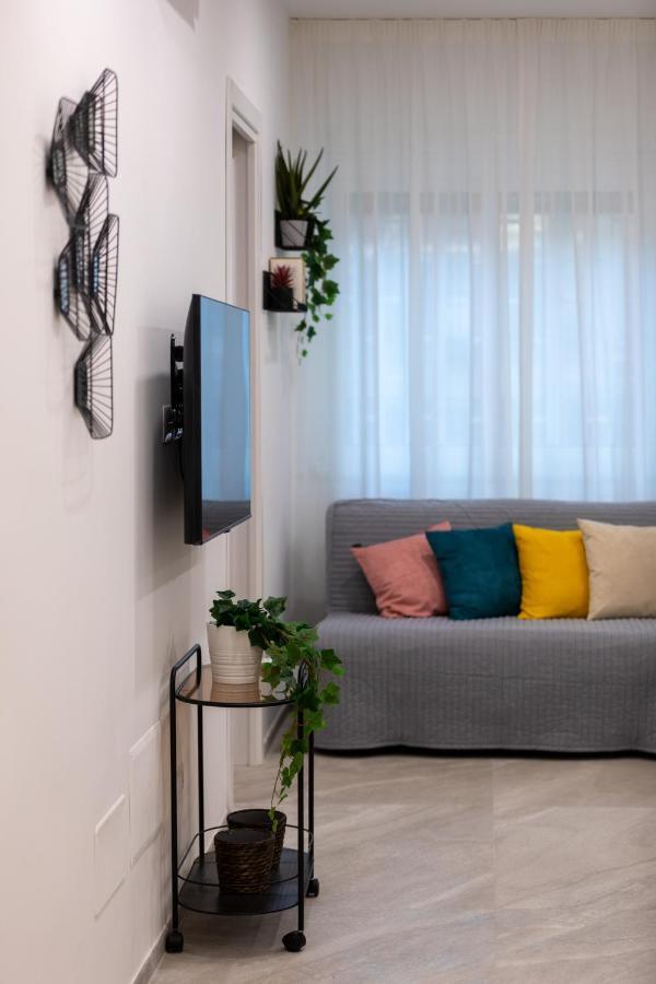 Le Case Di Anna - Holiday Home Рим Экстерьер фото