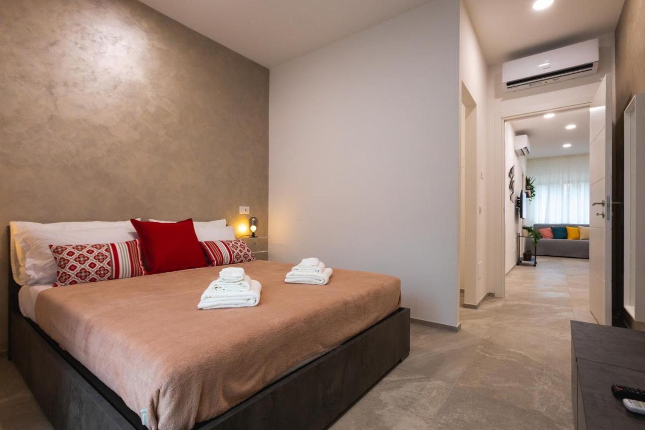 Le Case Di Anna - Holiday Home Рим Экстерьер фото
