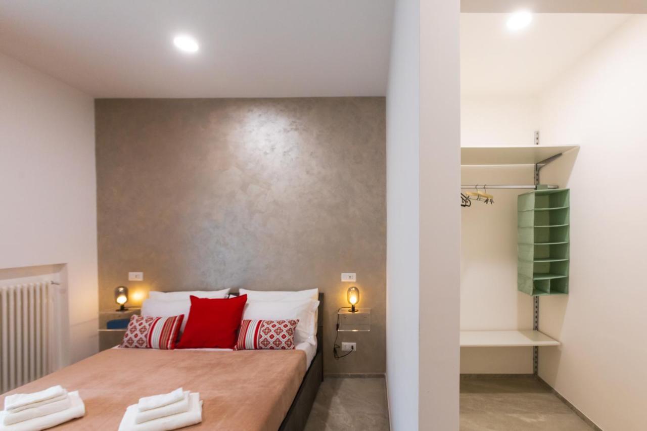 Le Case Di Anna - Holiday Home Рим Экстерьер фото