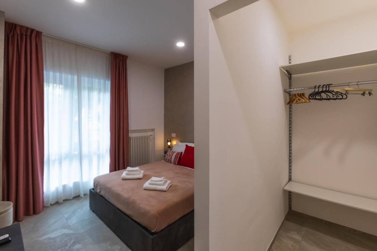 Le Case Di Anna - Holiday Home Рим Экстерьер фото